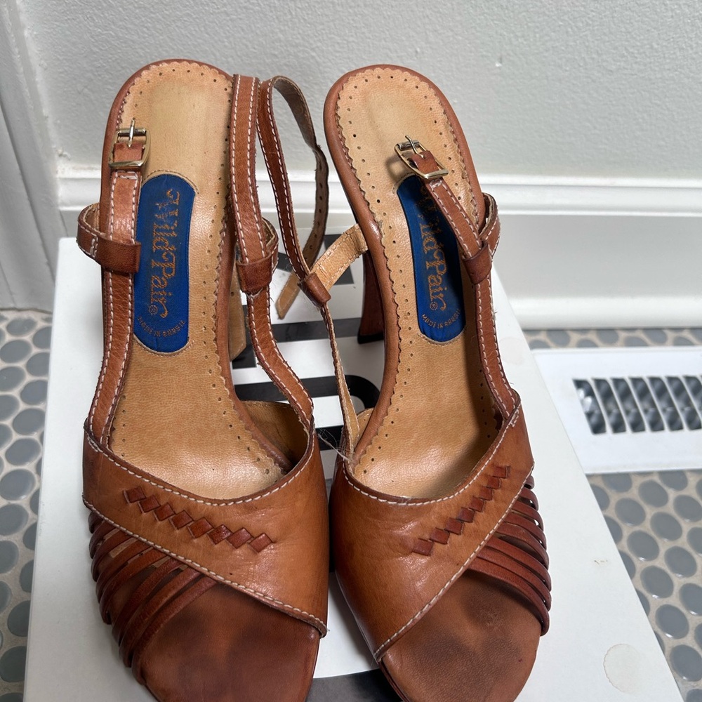 1970’s Vintage Brown Leather and Wood Sandals by Wild Pair